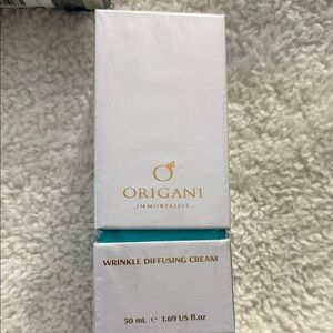 Immortajell Wrinkle Diffusing Cream - White and Gold
